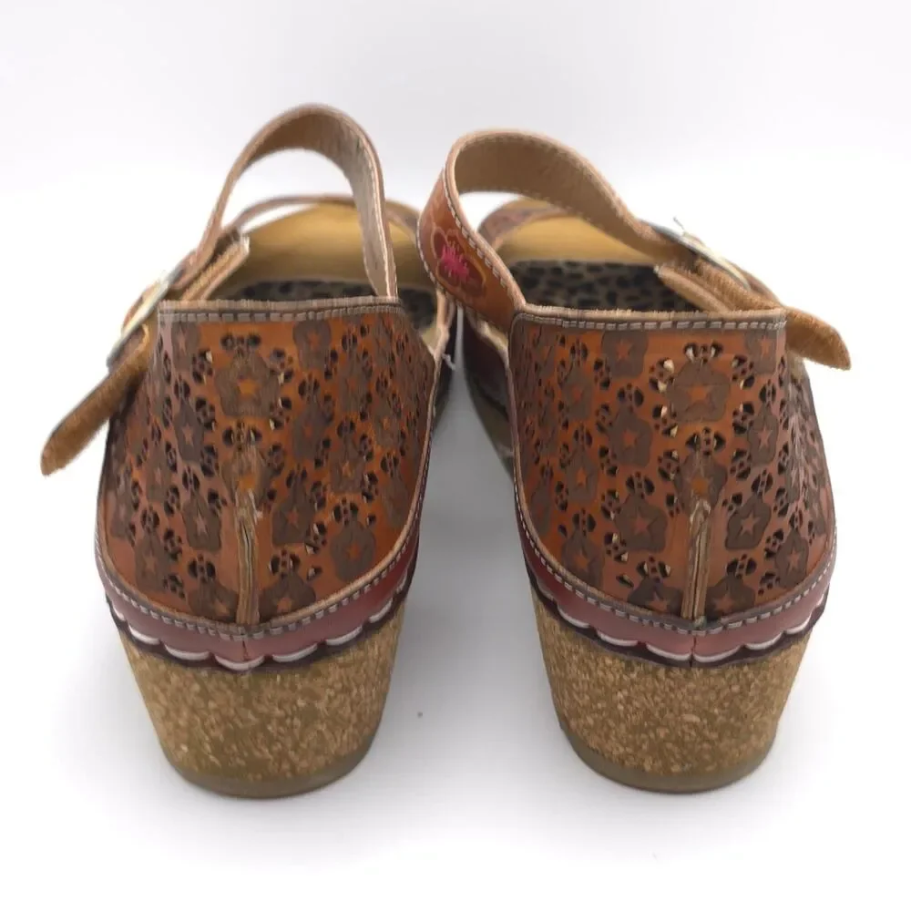 L'Artiste Spring Step Cuteness LEATHER Wedge‎ Sandals DELPHIA 41 Embossed Floral